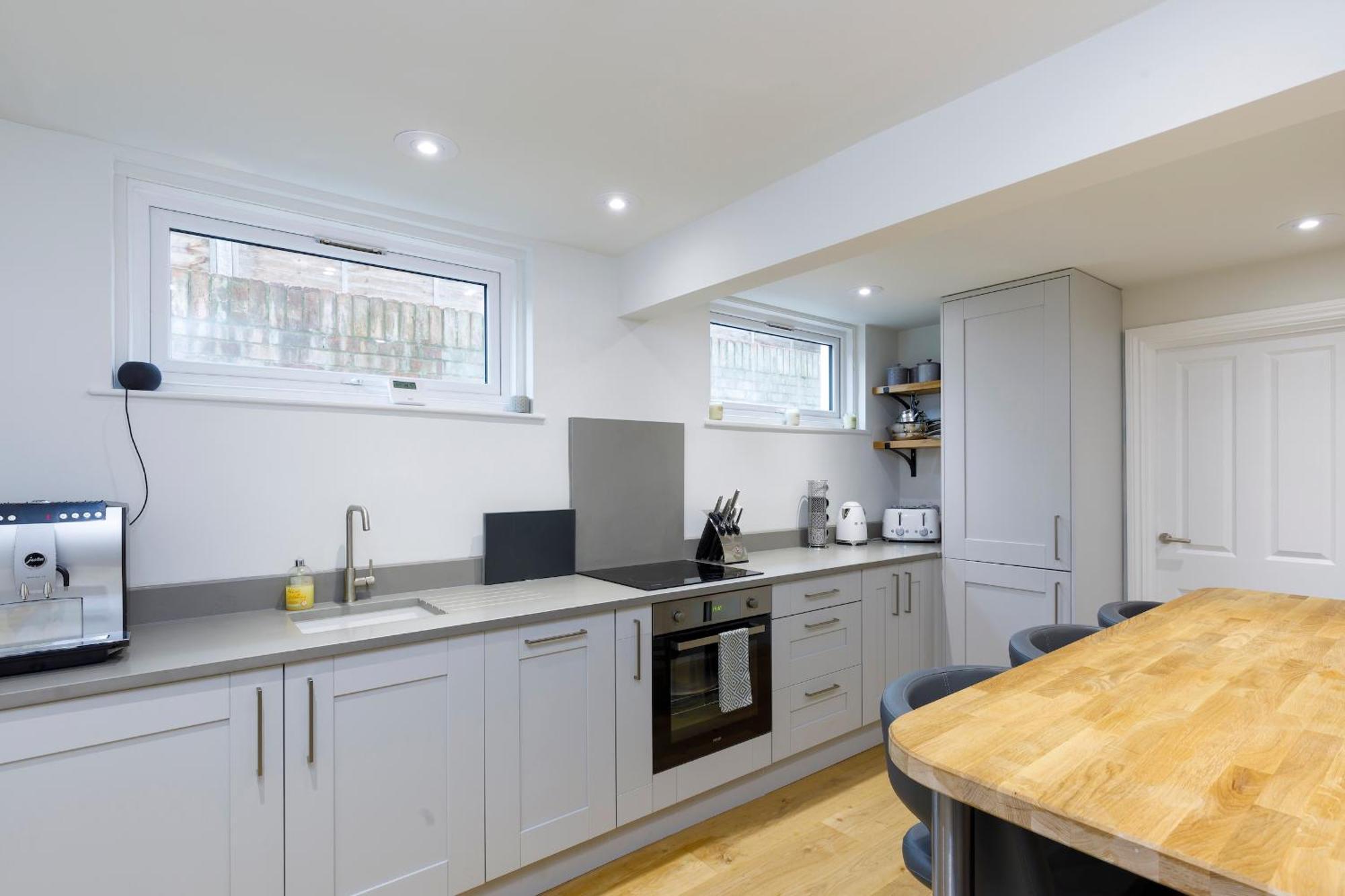 Spacious 2 Bedroom Apartment With Beautiful Garde Brighton Exterior foto